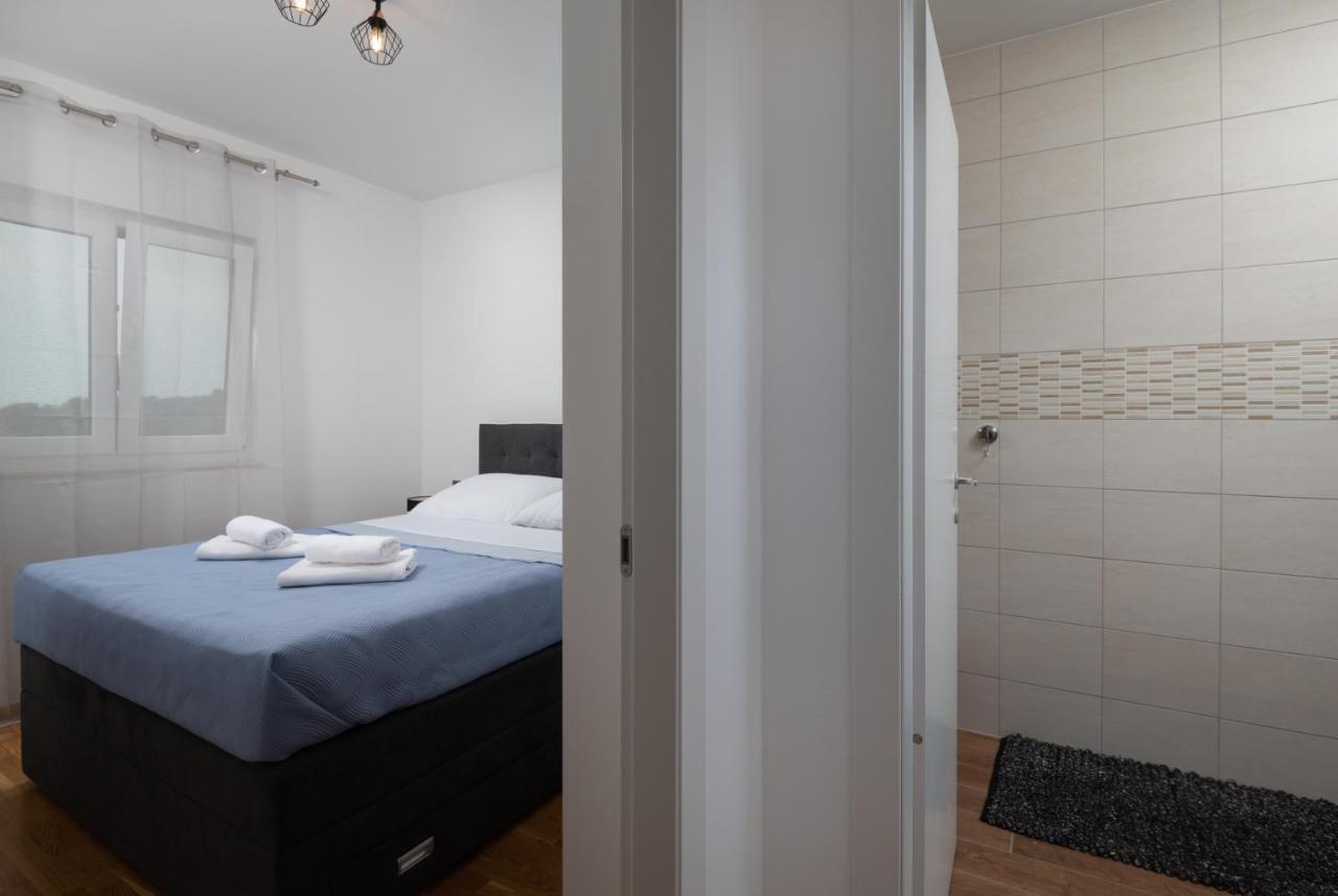Zara Sunset Apartment Bagian luar foto